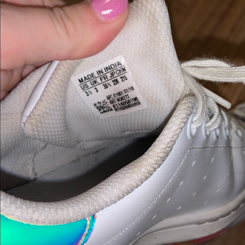 Stan Smiths - Picture 2 of 3